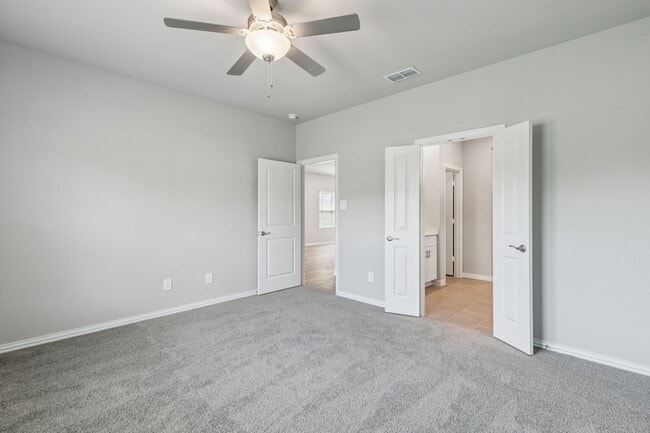 Building Photo - 716 Caraway Dr