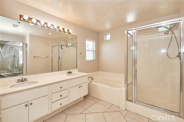 Building Photo - 75 Windward Way