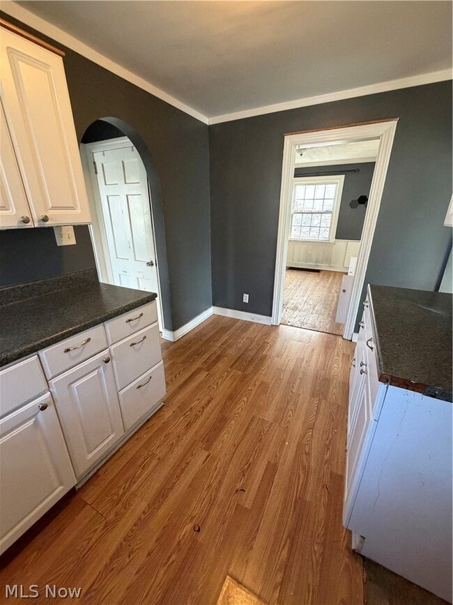 Building Photo - 143 Clifton Dr