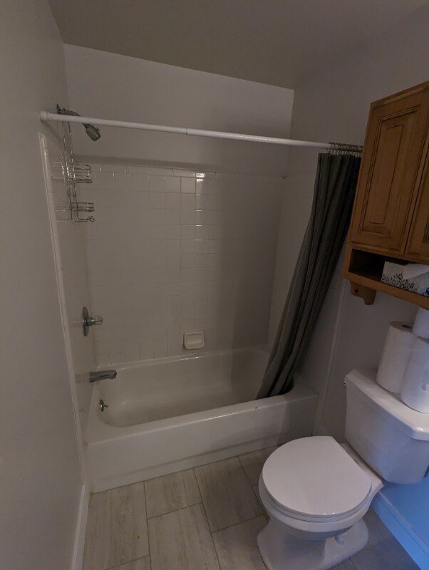 Building Photo - 44900 Bayview Dr