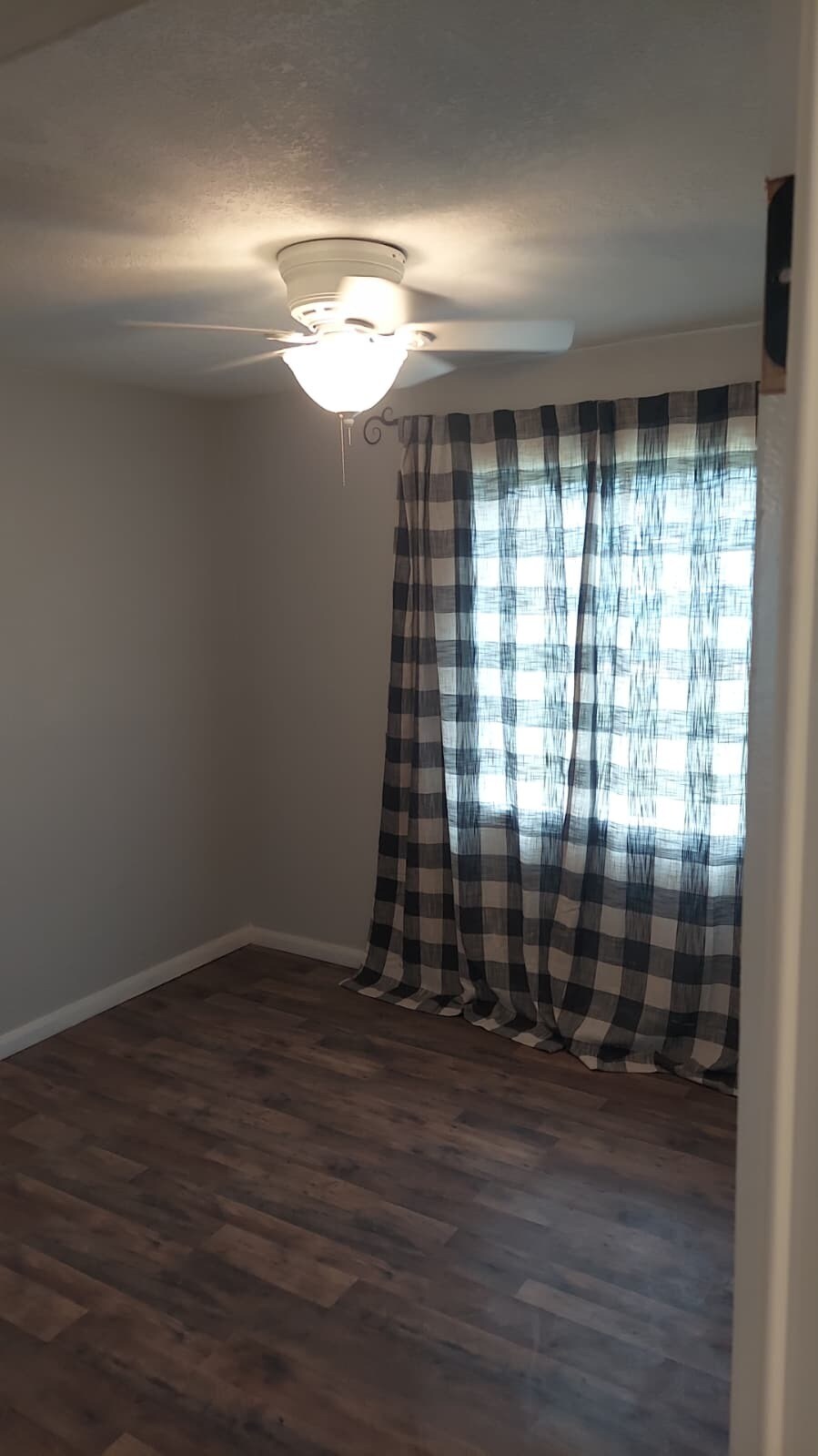 Building Photo - 1202 Anna Lee Dr