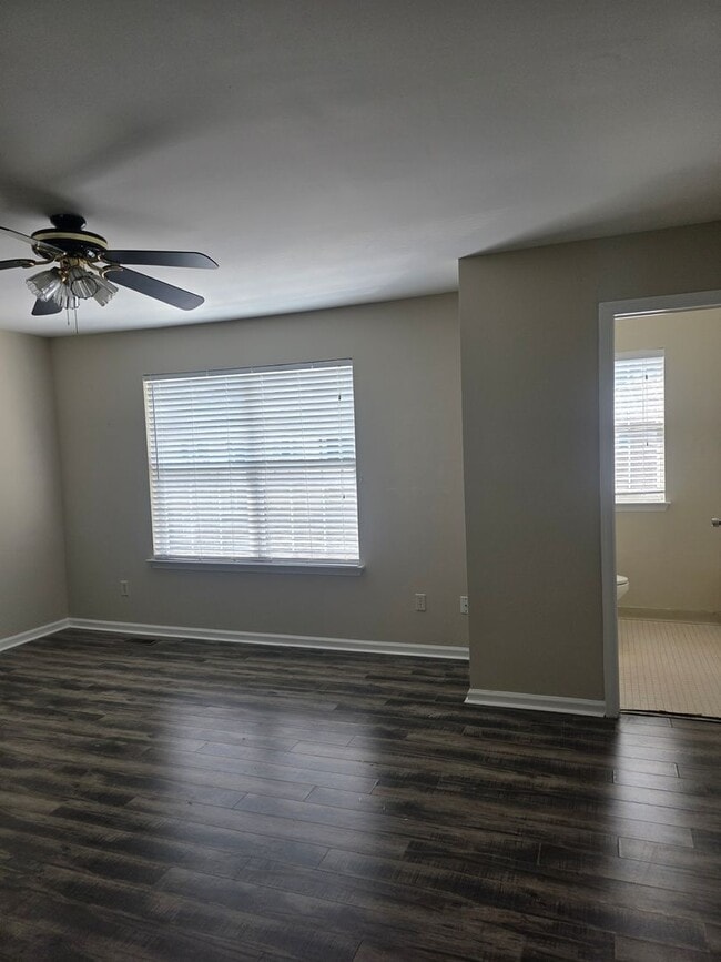 Building Photo - Blairville Court