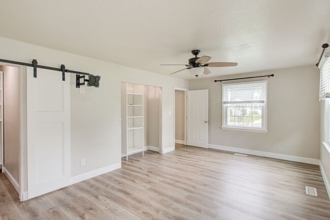 Building Photo - 3 Bed, 2.5 Bath Home in Port Norfolk