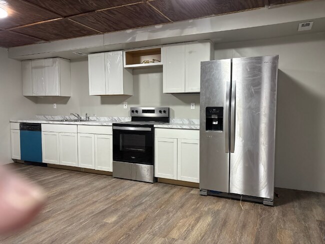 Building Photo - 111 Barrett Springs Dr