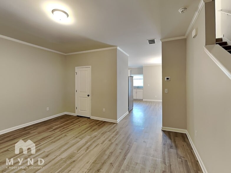 Building Photo - 2818 Laurel Ridge Cir