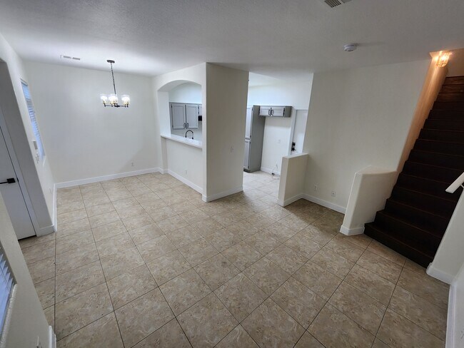 New light fixtures - 929 Dusty Creek St