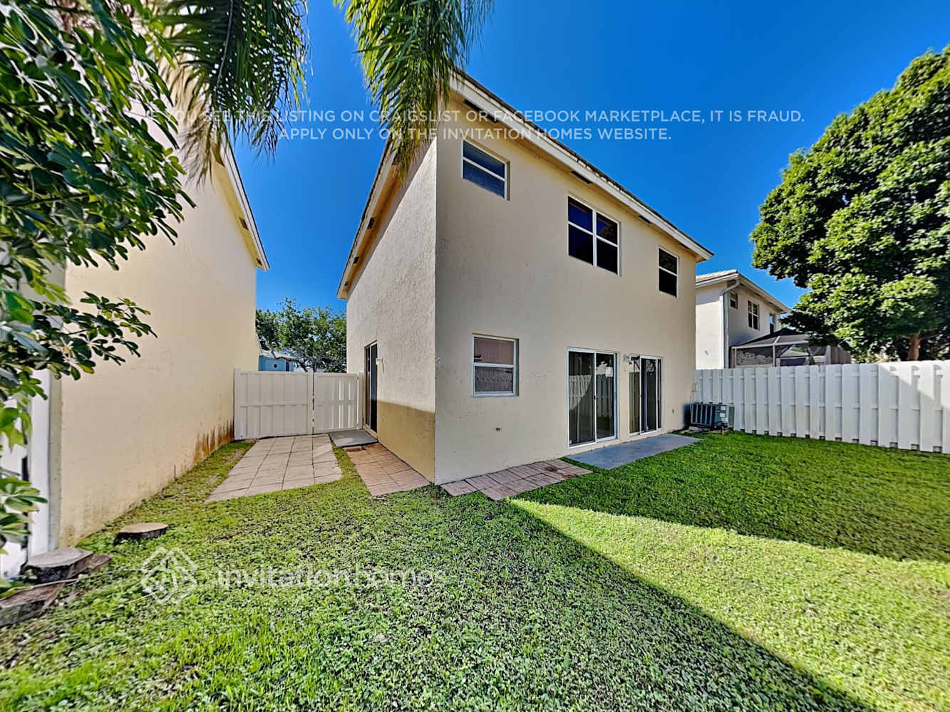 Building Photo - 9878 NW 2nd St