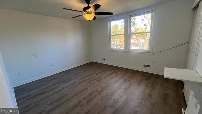 Building Photo - 58 Chews Landing Rd