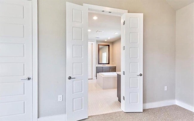 Building Photo - 4506 Night Owl Ln