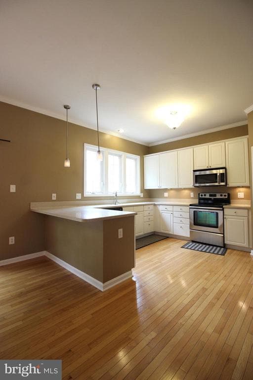 Building Photo - 10470 Courtney Dr