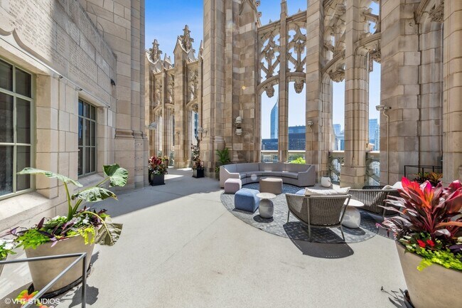 Building Photo - 435 N Michigan Ave