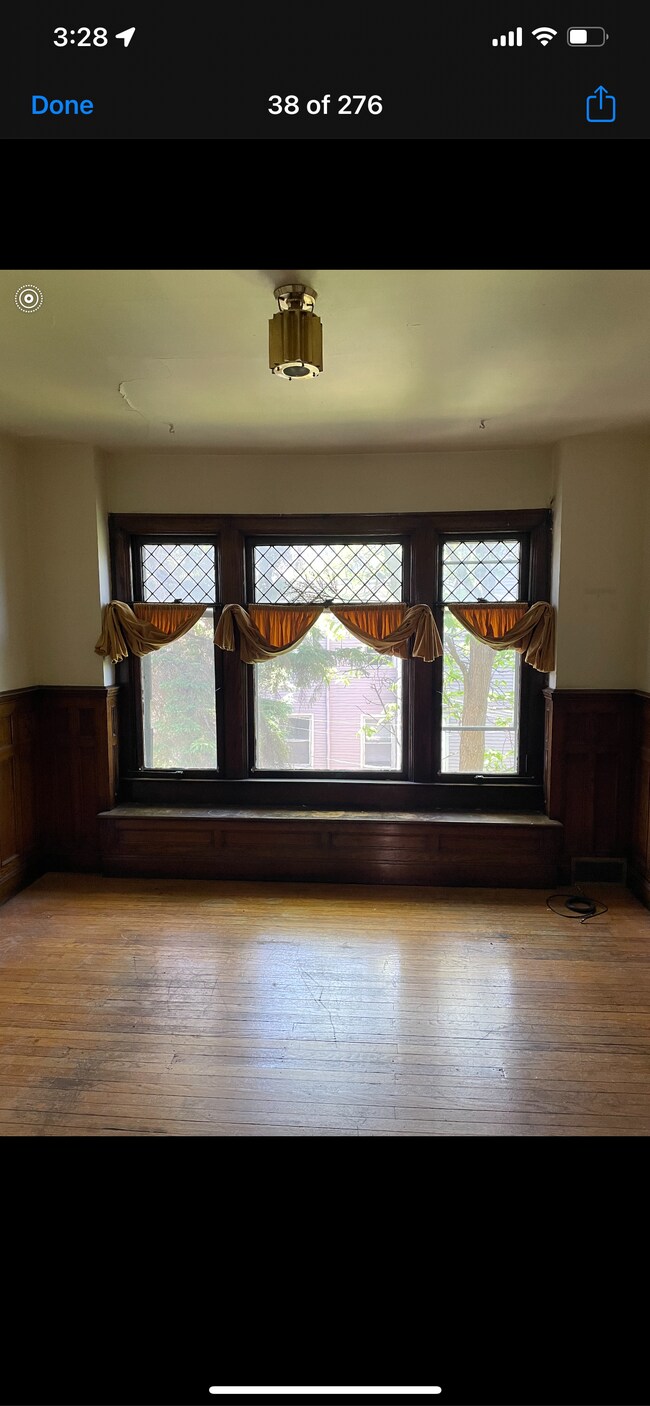 Primary Photo - 301 Lexington Ave