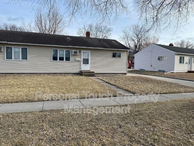 Building Photo - 1830 7th Ave S