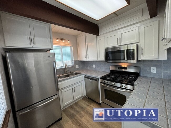 Building Photo - Beautiful and Bright Aptos Home Very Close to Rio Del Mar Beach