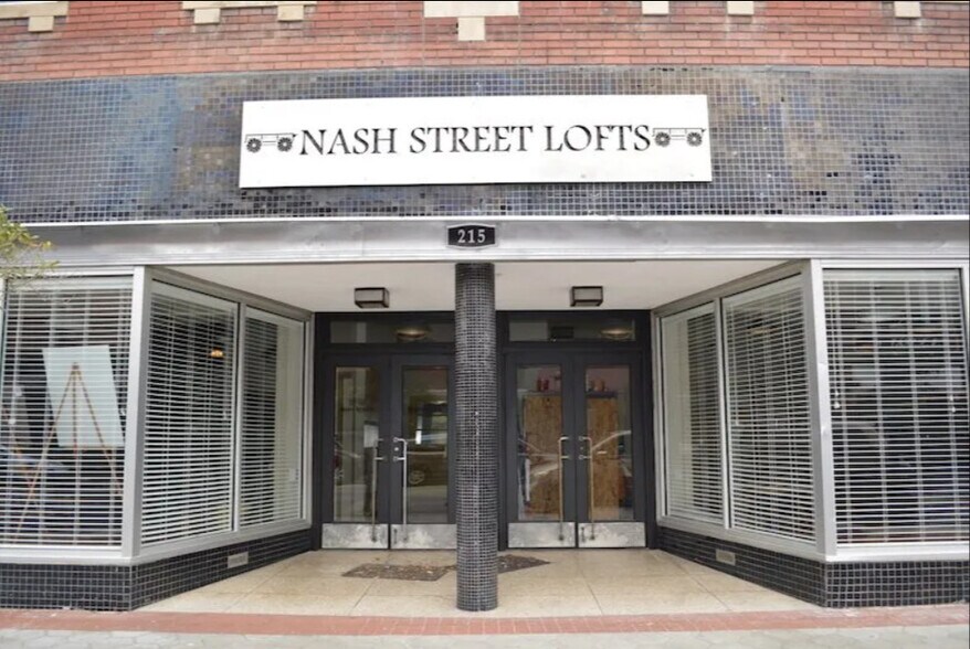 Primary Photo - Nash Street Lofts
