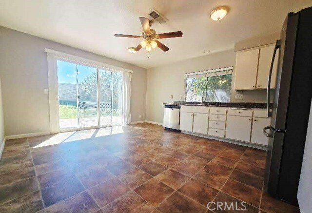 Building Photo - 14842 Waverly Ln