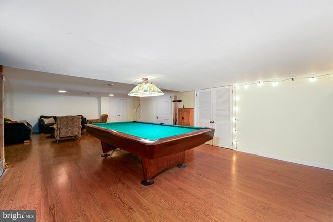 Building Photo - 723 Kings Croft Dr