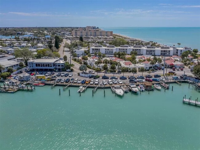 Building Photo - 1585 Tarpon Center Dr