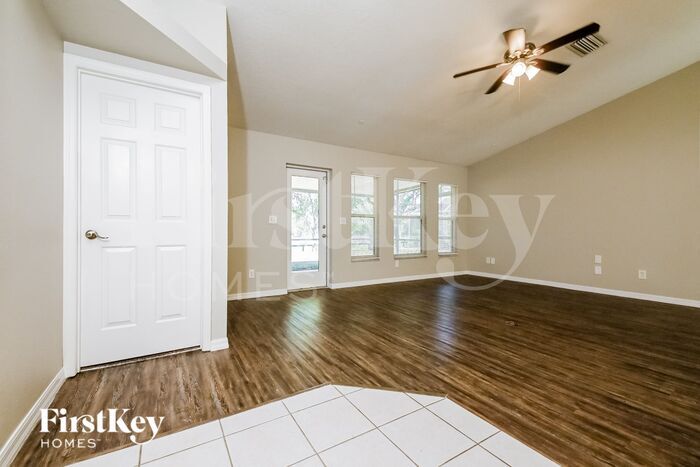 Building Photo - 4003 Kingsfield Dr