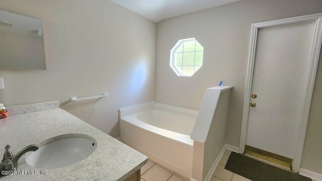 Building Photo - 12282 Forest Gate Dr S