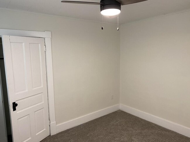 Building Photo - 210 Logan Blvd