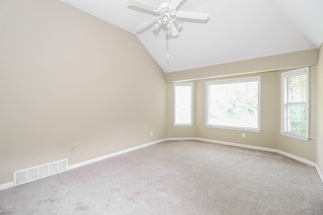 Building Photo - 7270 Amberly Way Dr