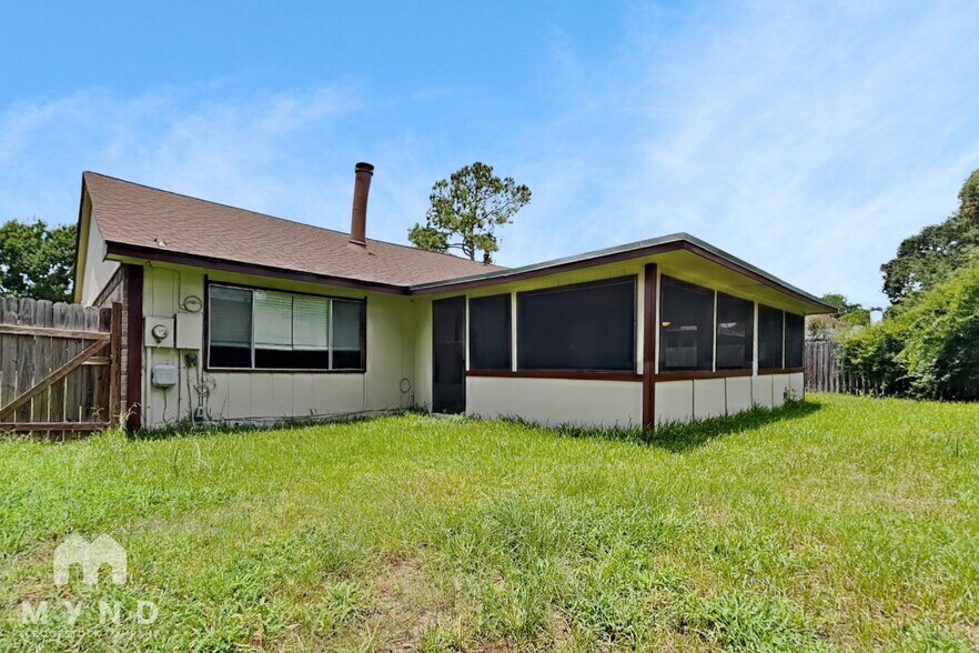 Building Photo - 3218 Sedgeborough Cir