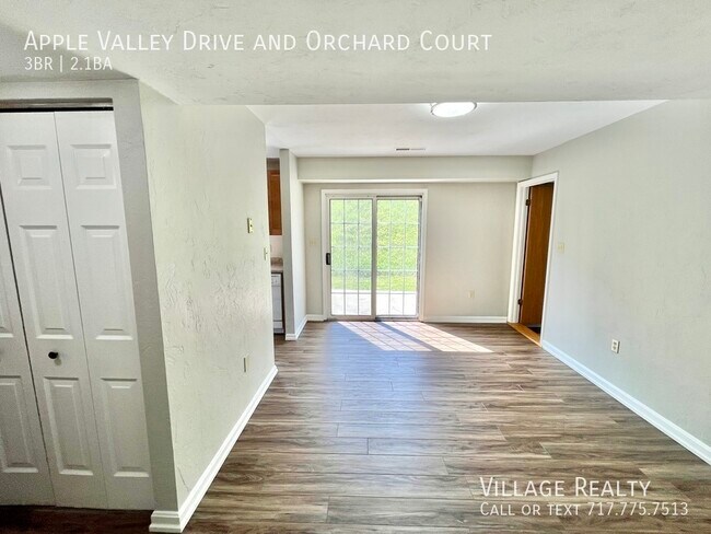 Building Photo - 710 Apple Valley Dr