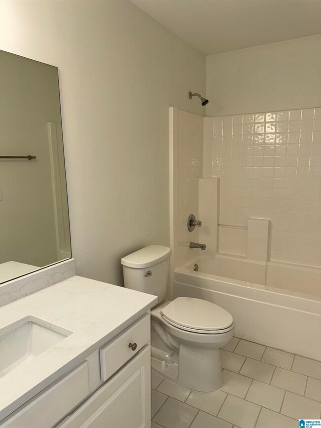 Building Photo - 521 Reach Dr