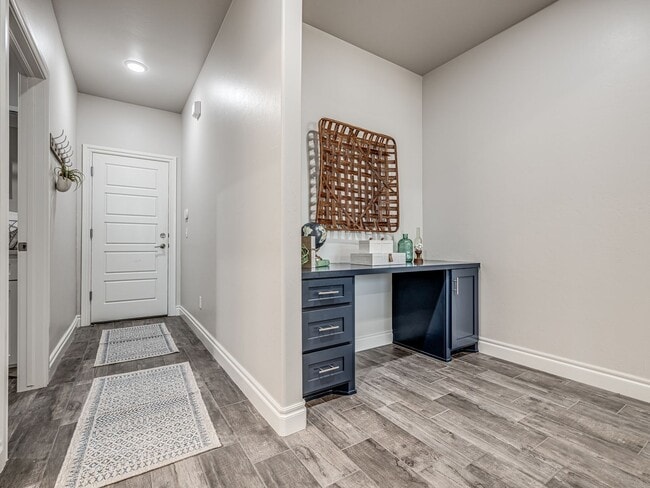 Building Photo - Pool + Deer Creek Schools + 4 bedrooms + 3 car garage + Bonus Room