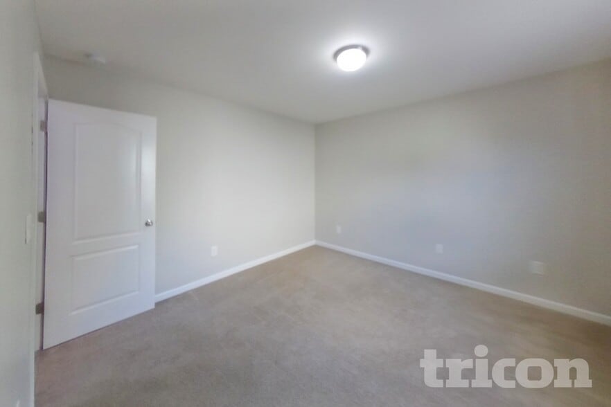Building Photo - 216 Fledgling Way
