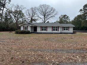 Building Photo - 4 Bedroom Rental in North Wakulla