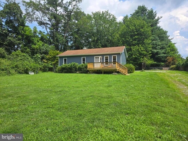 Primary Photo - 37 Carter Ln