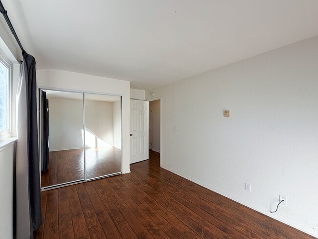 Building Photo - Ventura | 2 Bed + 1 Bath | Shenandoah Penthouse
