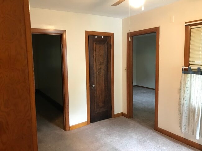 Building Photo - 4351 Dover Center Rd