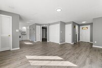 Building Photo - 8 Burma Rd