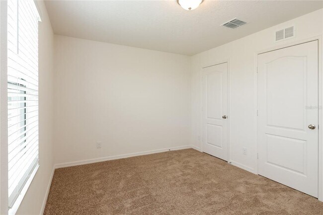 Building Photo - 2215 Caspian Dr