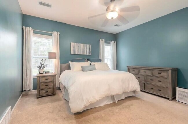 Building Photo - 10492 Ashfarm Way