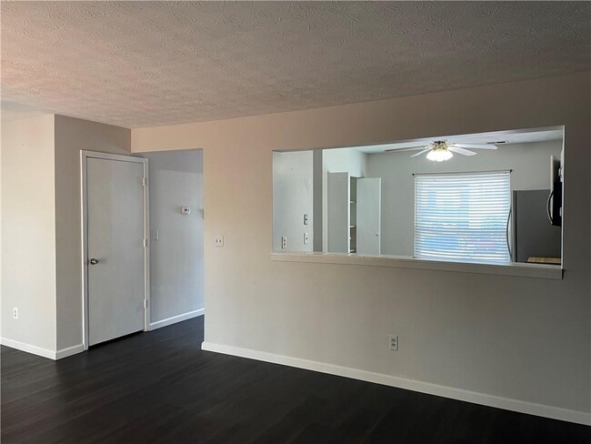 Building Photo - 3578 Kennesaw Station Dr