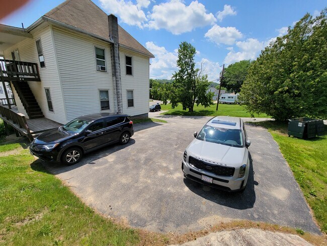 Building Photo - 103-107 SCHOOL ST