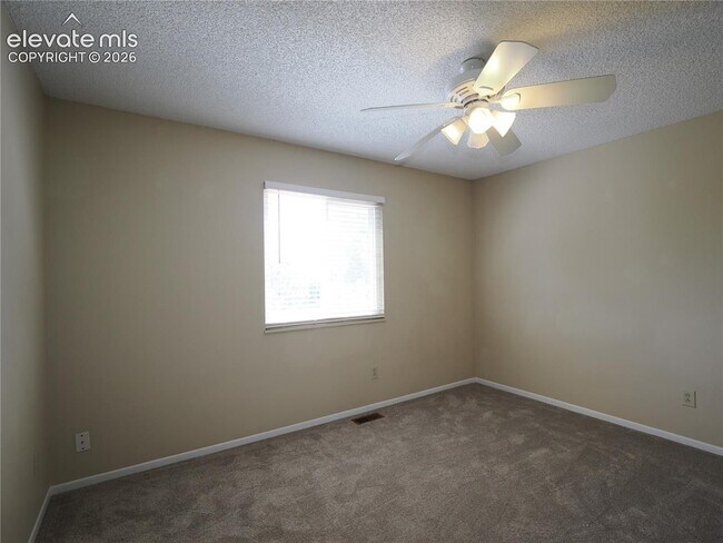 Building Photo - 7525 Deer Trail