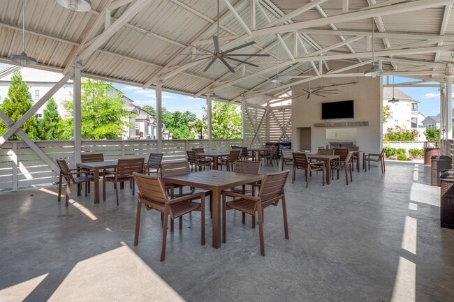 Building Photo - 1015 Celebration Dr