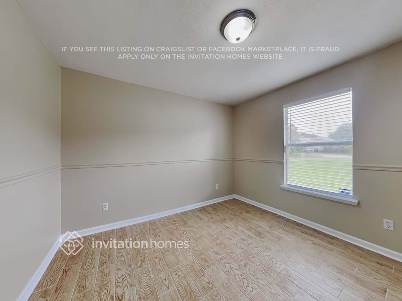 Building Photo - 3755 Arava Dr