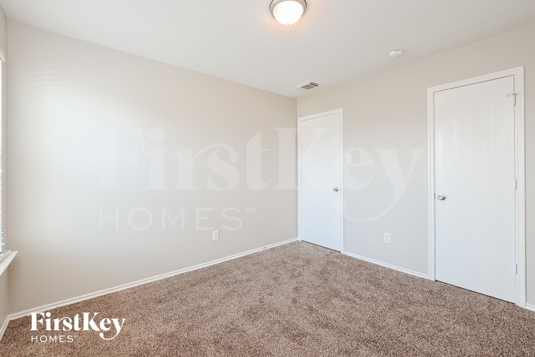Building Photo - 8143 Chancewood Ln