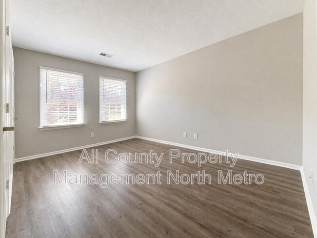 Building Photo - 130 Holcomb Ferry Rd