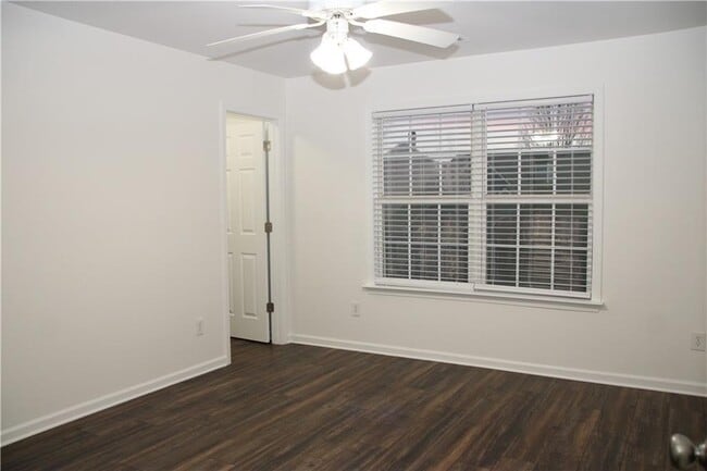 Building Photo - 1322 Loowit Falls Way