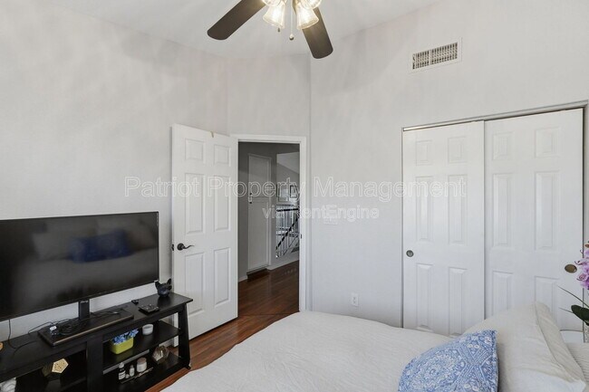 Building Photo - 12238 S 45th St