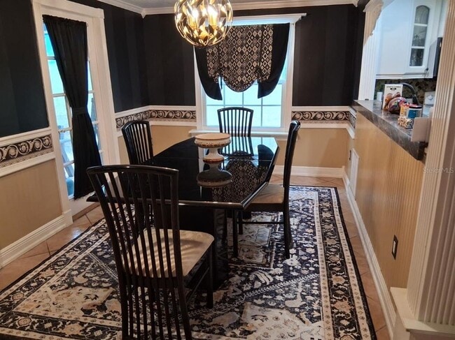 Building Photo - 12213 Saddle Strap Row