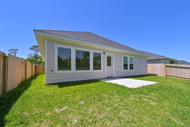 Building Photo - 3918 Sugardale St