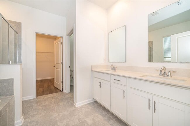 Building Photo - 181 Aces High Ln